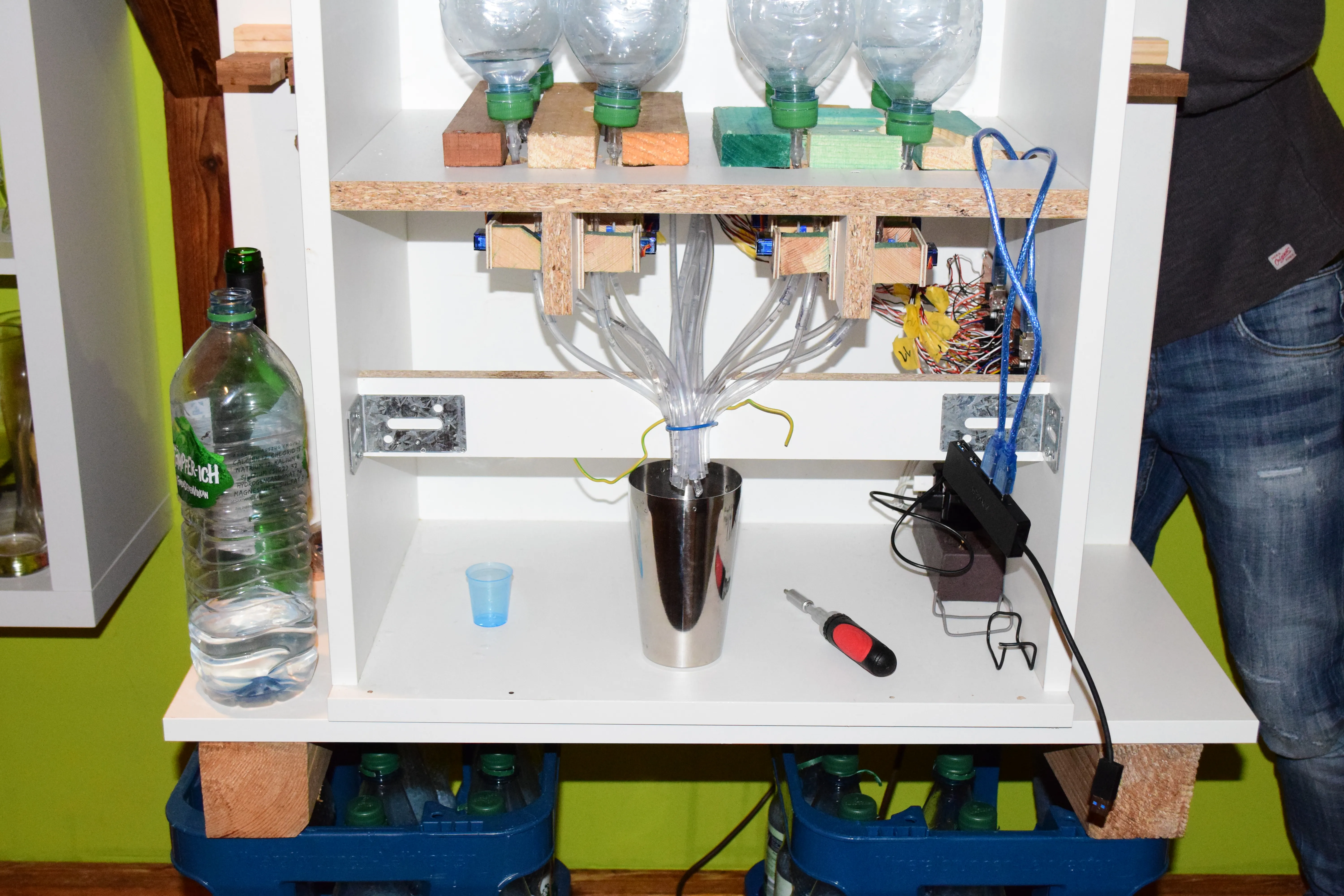 Description of image 2