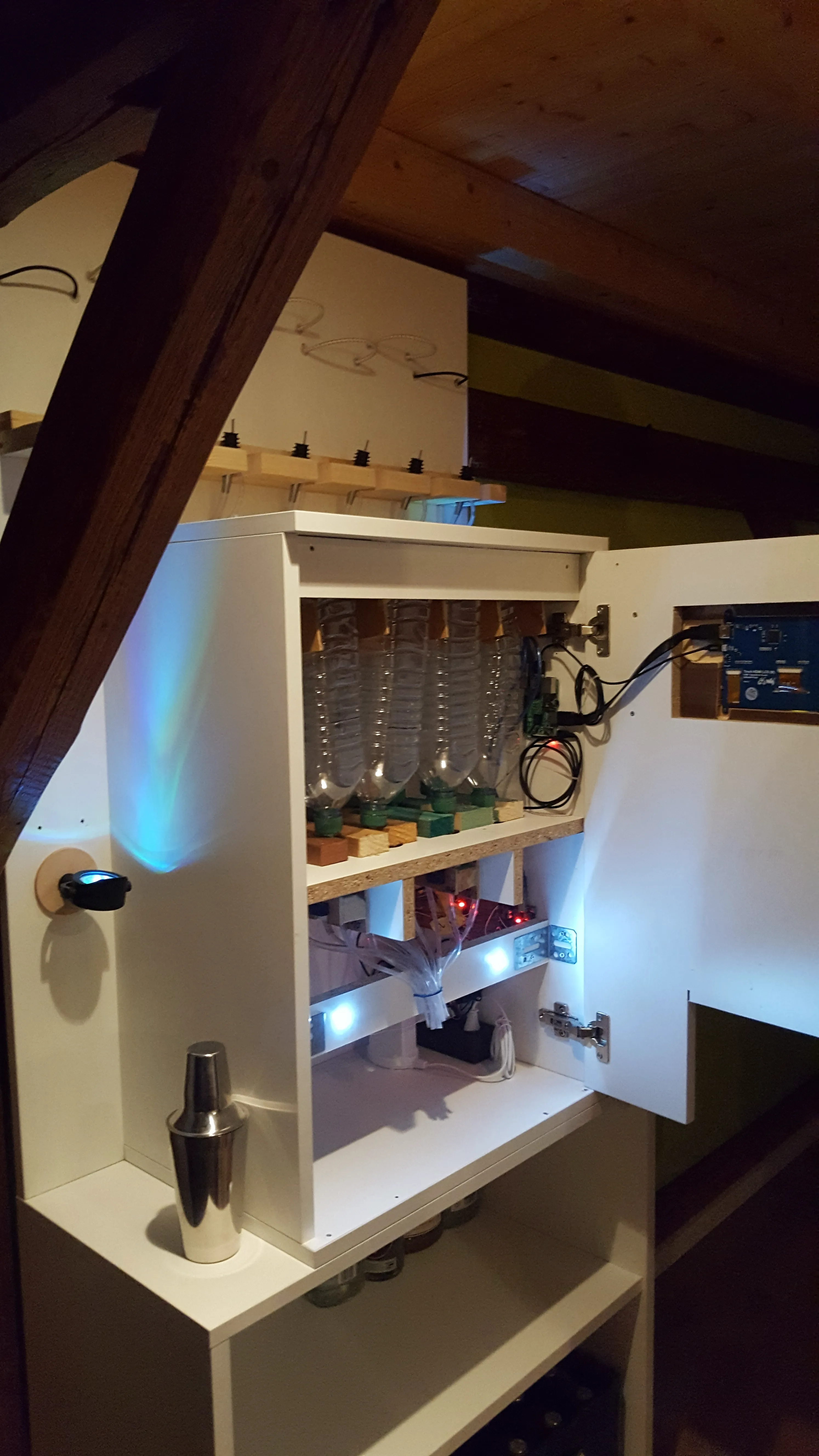 Description of image 1