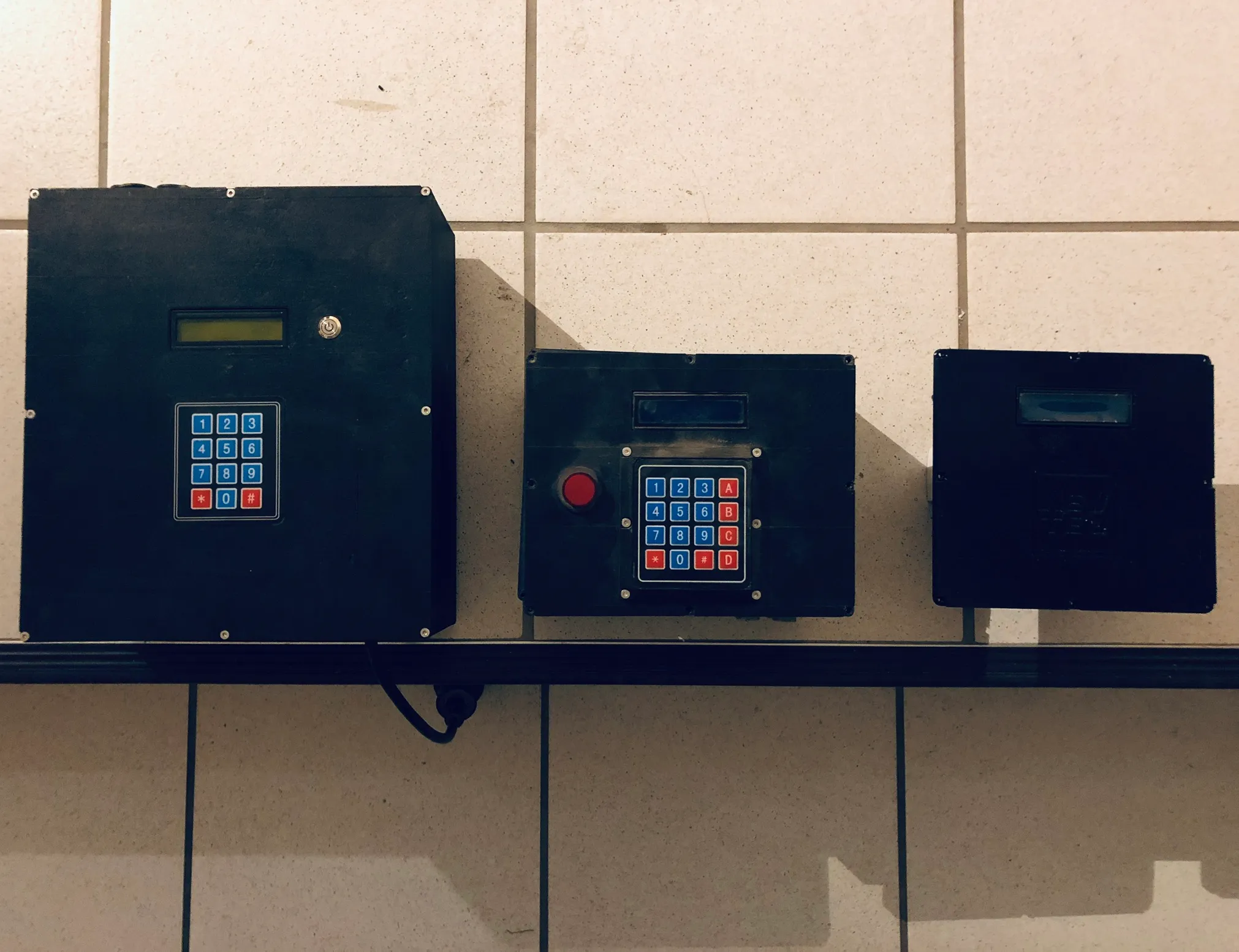 Description of image 1